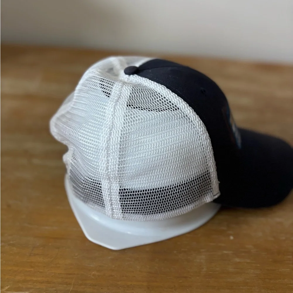 Patagonia Shop Sticker Patch LoPro Trucker Cap one‎ size